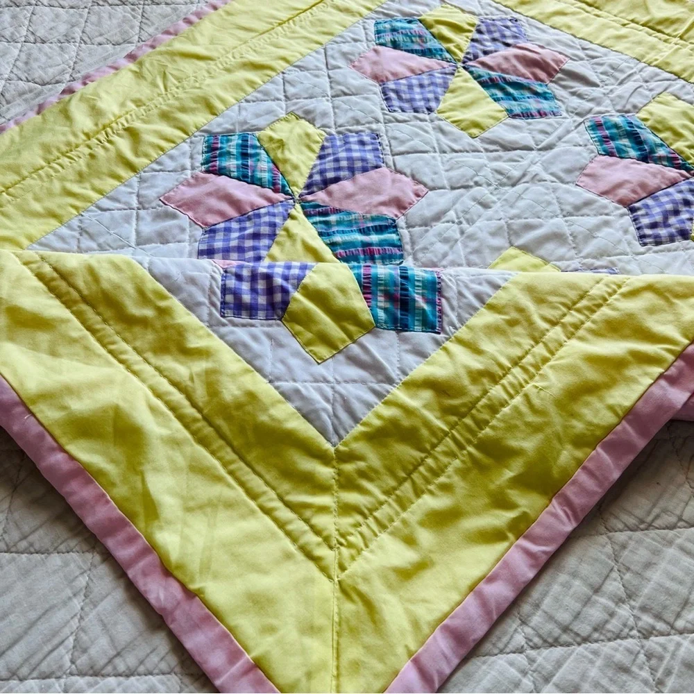 33”x44” Handmade Quilt. Eight Point Star Quilt.